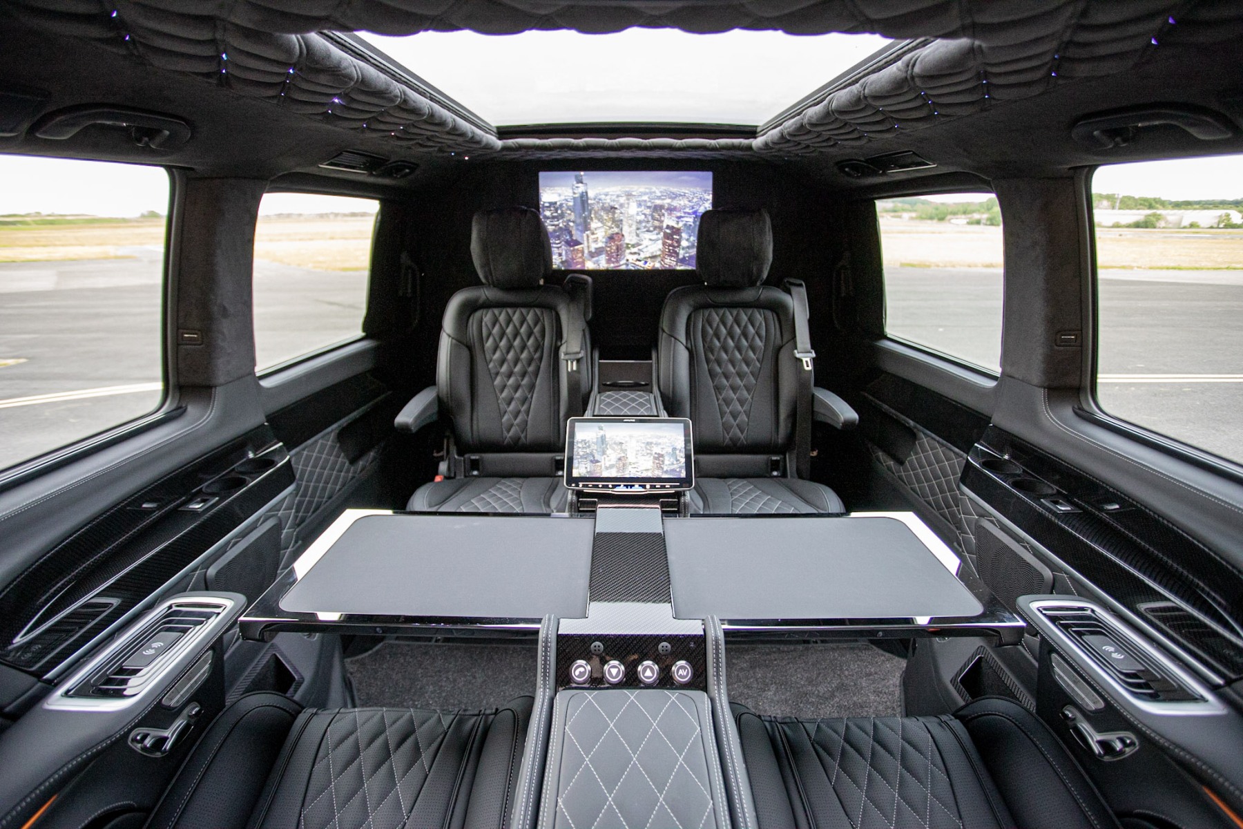 2024-VIP-V-Class-Black-2